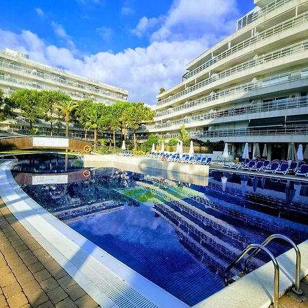Seafront Apartment In Blanes Exteriör bild