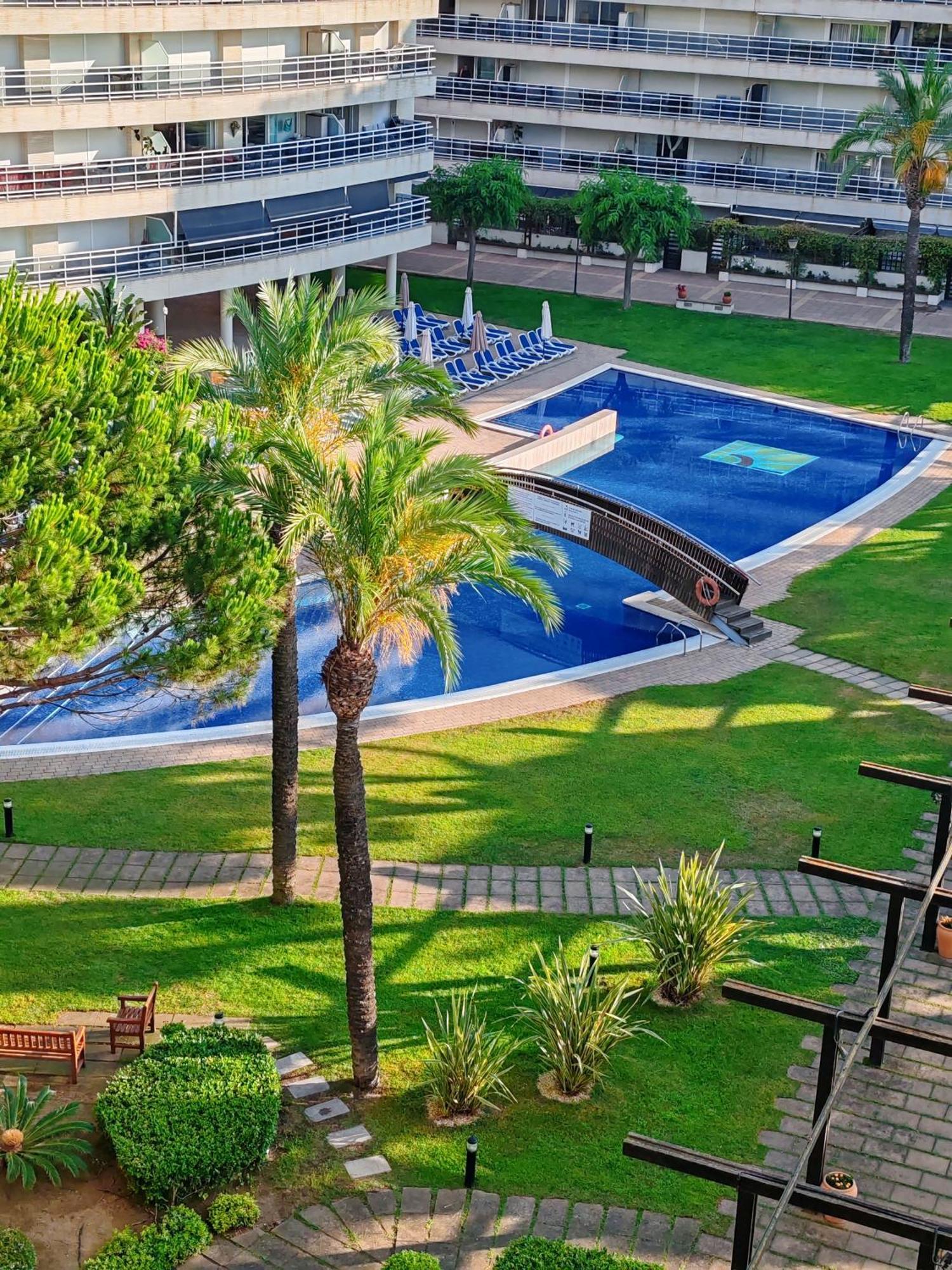 Seafront Apartment In Blanes Exteriör bild